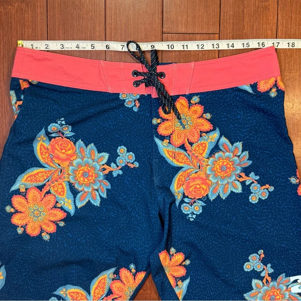 Billabong Men's Floral Swim Shorts - Blue and‎ Orange